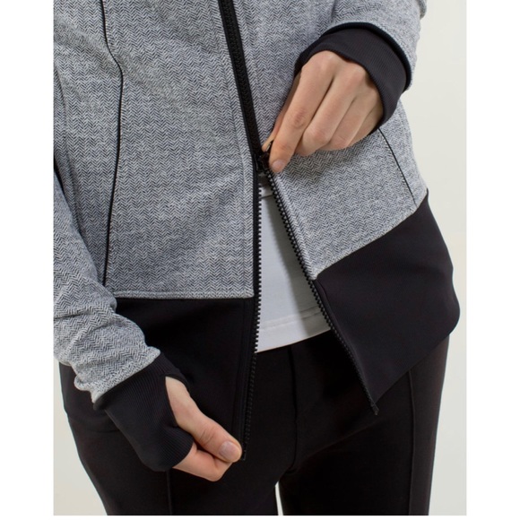 Lululemon Nice Asana Jacket in Herringbone - Picture 3 of 8